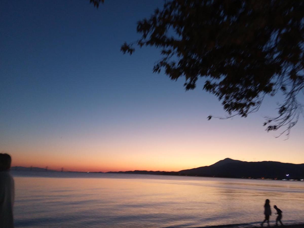Πέτρινο Στη Θάλασσα Daire Nafpaktos Dış mekan fotoğraf