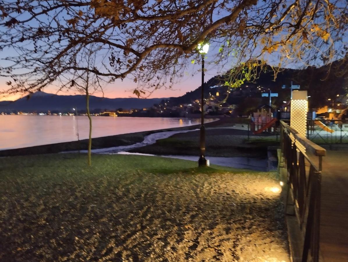 Πέτρινο Στη Θάλασσα Daire Nafpaktos Dış mekan fotoğraf